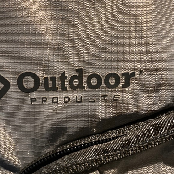 BACKPACK - Picture 2 of 5